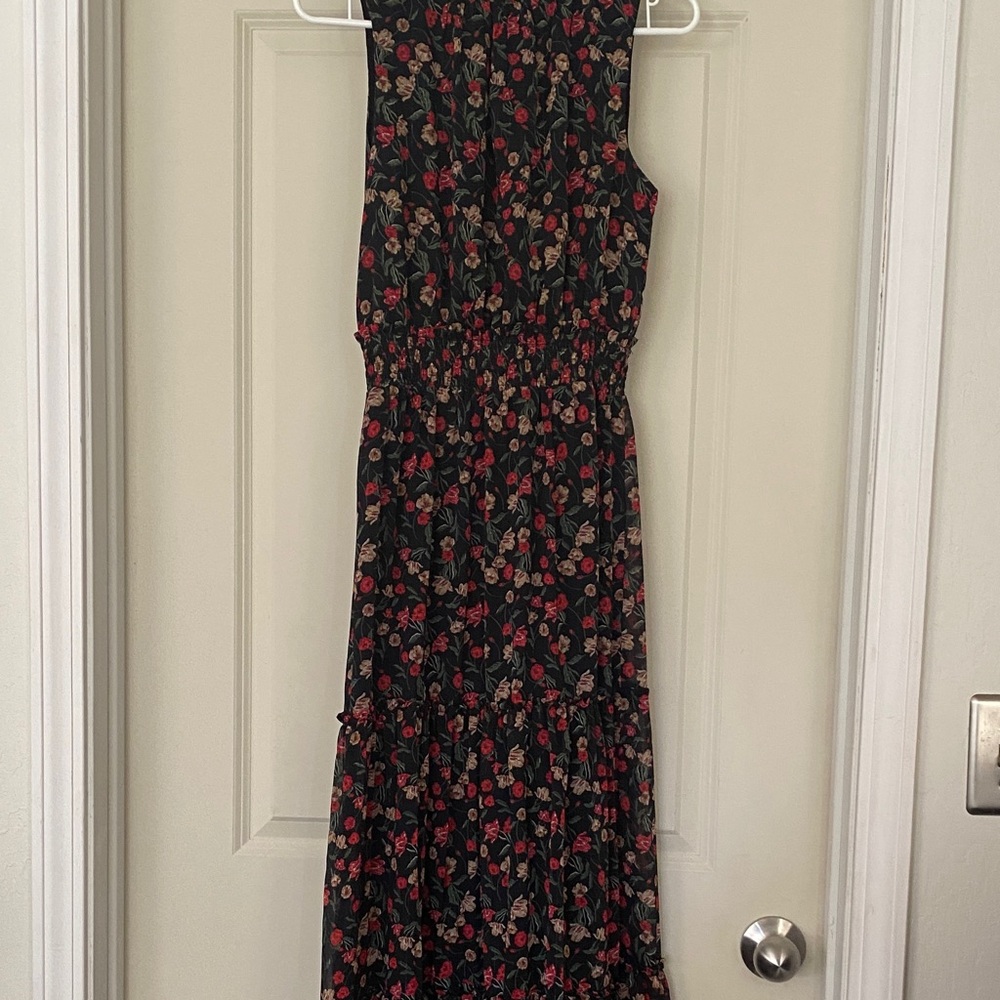 Draper James size Small Black Floral Sleeveless Maxi Dress with Red Rose Print